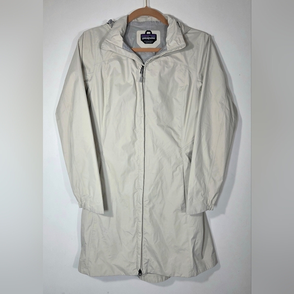 PATAGONIA TORRENTSHELL CITY RAIN COAT. - Picture 1 of 7